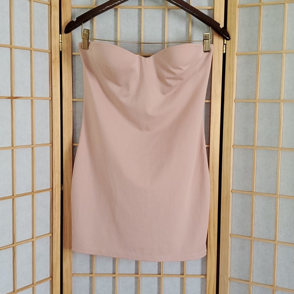 Strapless body shaper